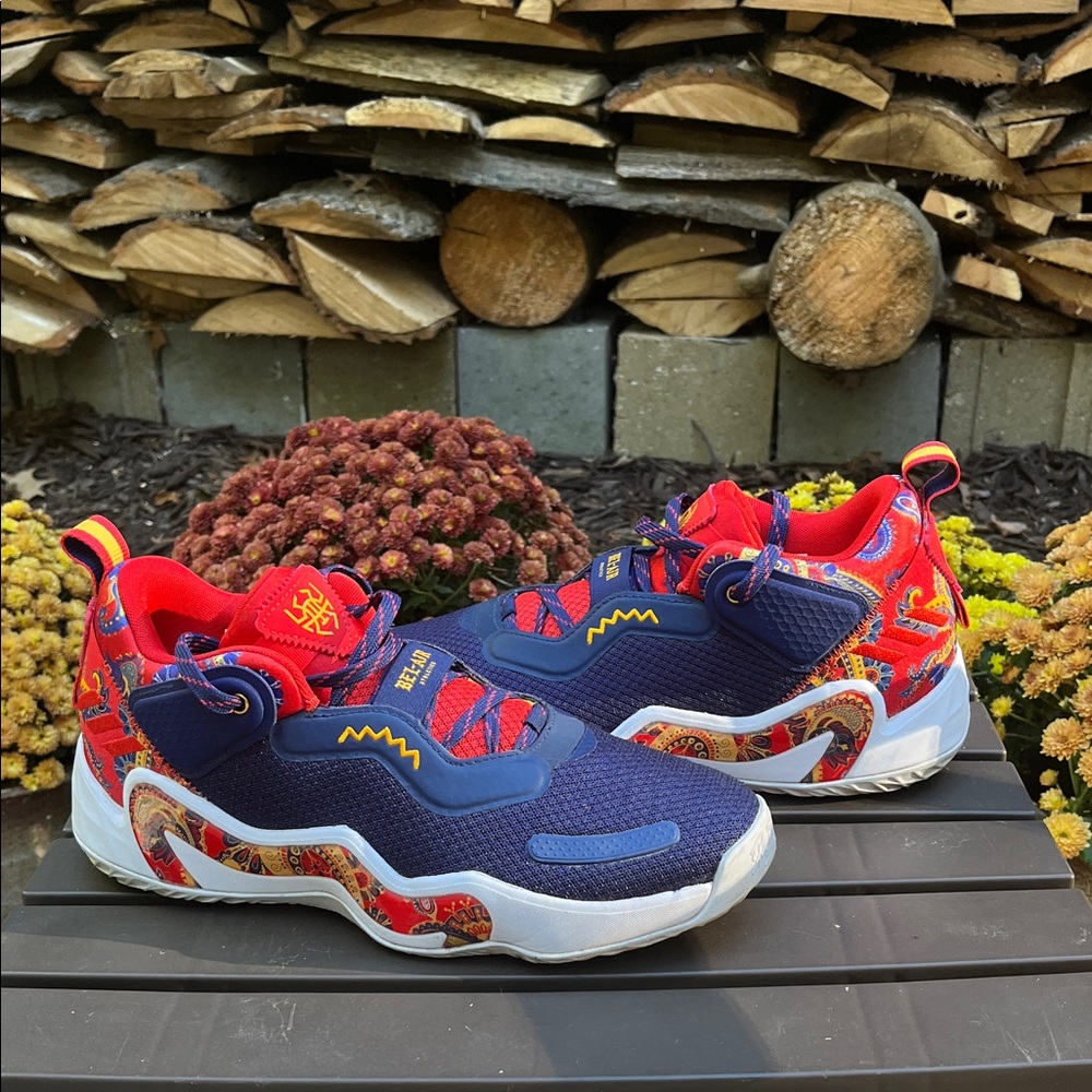 Adidas D.O.N Issue 3 Bel Air
